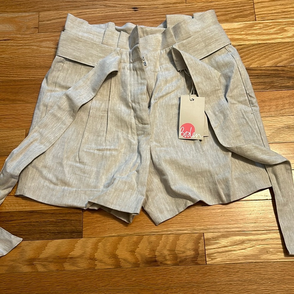 NWT Boden linen blend shorts. Paperbag waist, light khaki stone color, size 2